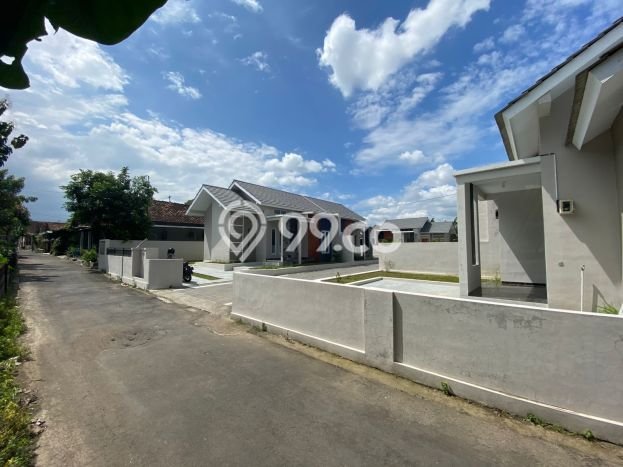 Dijual Cepat Rumah Favorit Siap Huni LB 45m2 di Kalasan, Sleman Dijual Cepat Rumah Favorit Siap Huni LB 45m2 di Kalasan, Sleman