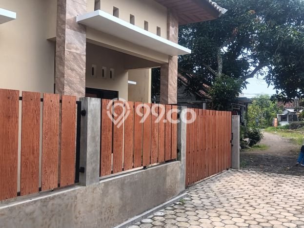 Rumah Strategis Modern Lb 70m2 di Kalasan, Sleman Rumah Strategis Modern Lb 70m2 di Kalasan, Sleman