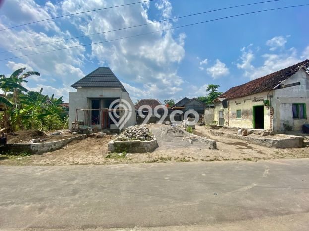 Jual Rumah Harga Miring Kalasan Punya 1 KT & LT 85m2 Jual Rumah Harga Miring Kalasan Punya 1 KT & LT 85m2