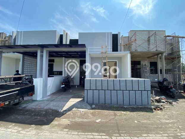 For Sale Rumah 2 Kamar Lokasi Ideal Bagus dan Strategis di Berbah For Sale Rumah 2 Kamar Lokasi Ideal Bagus dan Strategis di Berbah