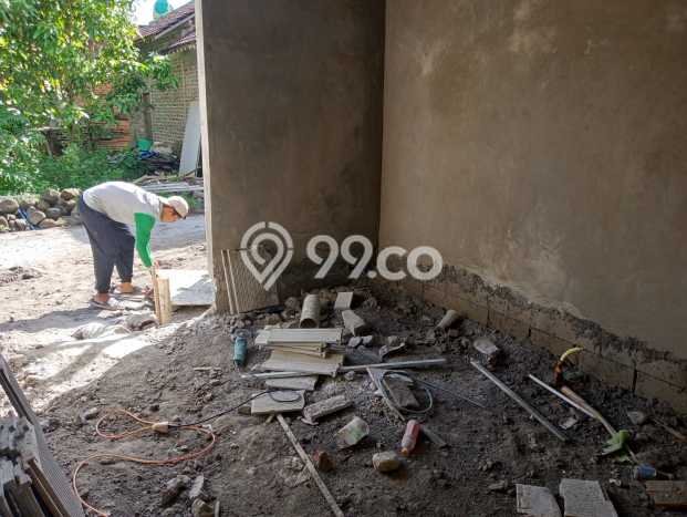 Rumah Sederhana Dijual di Tempel 2 Kamar dengan LT 107m2 Rumah Sederhana Dijual di Tempel 2 Kamar dengan LT 107m2