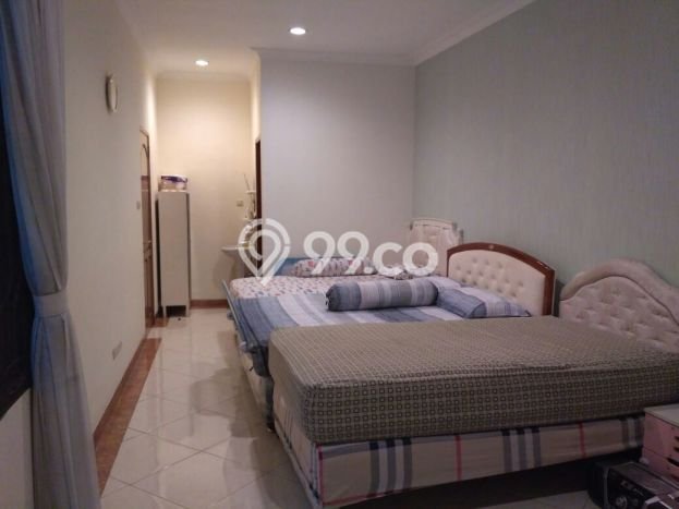 Siap Huni Rumah Mewah 5 Kamar di Palmerah Dekat ke Mana Saja Siap Huni Rumah Mewah 5 Kamar di Palmerah Dekat ke Mana Saja