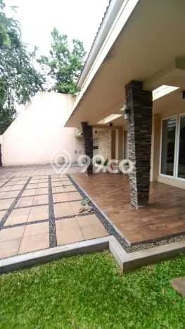 Jual Rumah Mewah Megah Dengan View Cantik di Duri Kepa, Jakarta Barat Jual Rumah Mewah Megah Dengan View Cantik di Duri Kepa, Jakarta Barat