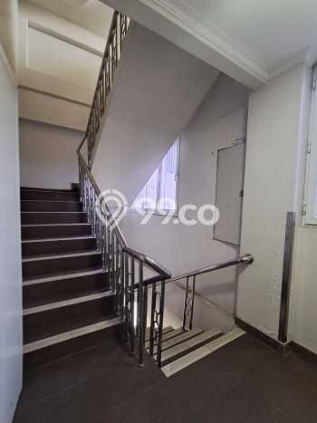 Unit Kantor Dijual di Jakarta Barat LT 300m2 & LB 626m2 Unit Kantor Dijual di Jakarta Barat LT 300m2 & LB 626m2