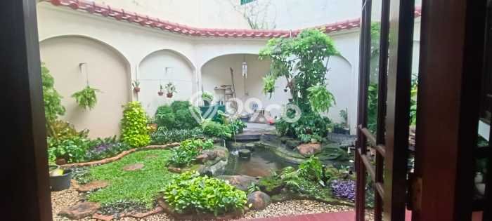 Rumah Luxury Modern Tanpa Renovasi di Puri Indah Jakarta Barat Rumah Luxury Modern Tanpa Renovasi di Puri Indah Jakarta Barat