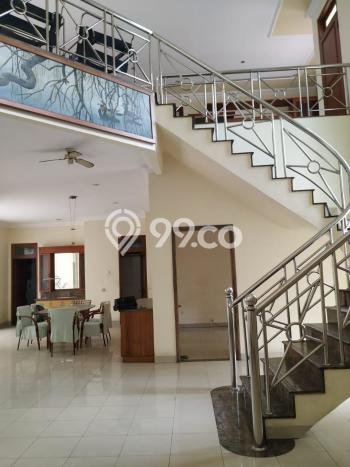 Rumah Luxury Modern Siap Huni di Kedoya Jakarta Barat Rumah Luxury Modern Siap Huni di Kedoya Jakarta Barat