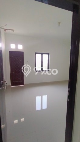 Dijual Cepat Rumah Strategis LT 65m2 LB 165m2 di Jakarta Barat Cocok untuk Hunian Dijual Cepat Rumah Strategis LT 65m2 LB 165m2 di Jakarta Barat Cocok untuk Hunian