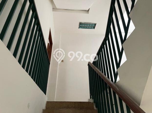 Untuk Dijual! Ruko di Grogol Jakarta Barat LT 74m2 / LB 270m2 Kawasan Strategis Untuk Dijual! Ruko di Grogol Jakarta Barat LT 74m2 / LB 270m2 Kawasan Strategis