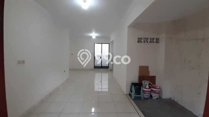 Disewakan Rumah Murah di Duri Kepa Jakarta Barat dengan 3 KT Disewakan Rumah Murah di Duri Kepa Jakarta Barat dengan 3 KT