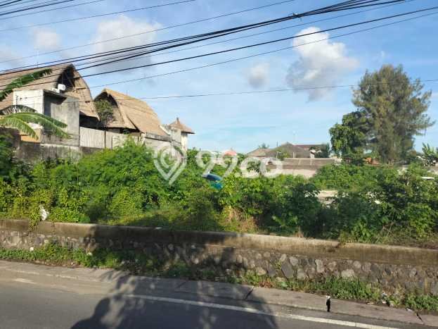 Lahan untuk Dijual di Kuta Badung Luas 1000m2 Lahan untuk Dijual di Kuta Badung Luas 1000m2