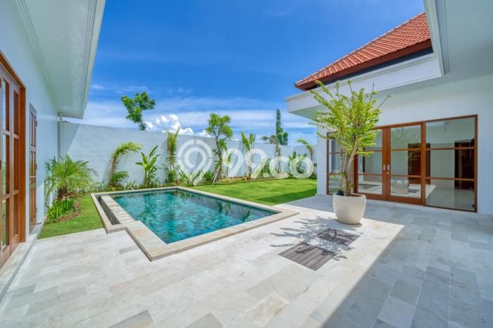 Rumah Elit LB 250m2 Siap Pakai Desain Elegan di canggu, Badung Rumah Elit LB 250m2 Siap Pakai Desain Elegan di canggu, Badung
