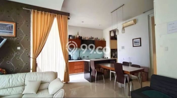 Dijual Rumah Mewah Elegan Dengan View Cantik di Pakuwon Indah, Surabaya Dijual Rumah Mewah Elegan Dengan View Cantik di Pakuwon Indah, Surabaya