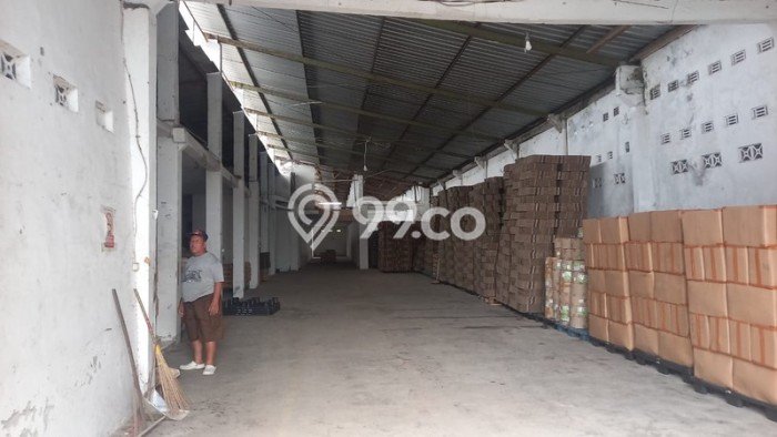 Gudang Disewa di Banguntapan, Bantul, LT 1811m2 / LB 1650m2 Gudang Disewa di Banguntapan, Bantul, LT 1811m2 / LB 1650m2