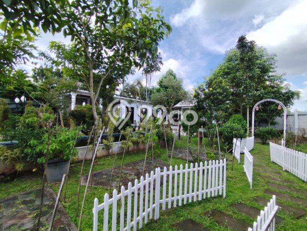 Rumah Mewah Siap Huni LT 1225m2 di Turi, Sleman Rumah Mewah Siap Huni LT 1225m2 di Turi, Sleman
