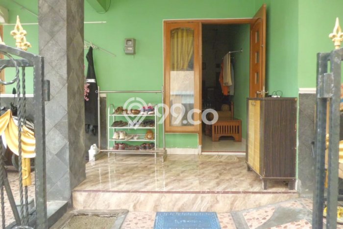 Rumah Modern Minimalis 5 Kamar Siap Huni di Mlati Rumah Modern Minimalis 5 Kamar Siap Huni di Mlati