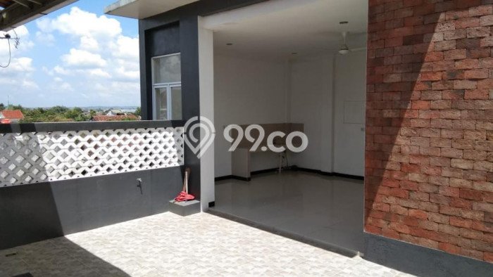 Lokasi Strategis! Dijual Kantor Bisnis di Tegalrejo, Yogyakarta Kondisi Baik Lokasi Strategis! Dijual Kantor Bisnis di Tegalrejo, Yogyakarta Kondisi Baik