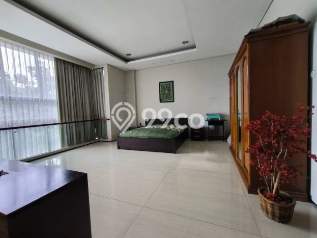 Rumah 4 KT 7 KM Luas Tanah 269m2m², LB 500m2m² di , Bandung Rumah 4 KT 7 KM Luas Tanah 269m2m², LB 500m2m² di , Bandung