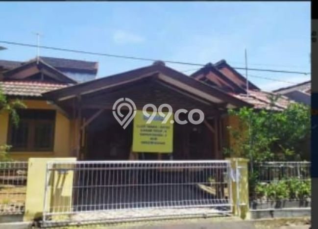 Rumah Lokasi Strategis area Antapani, Bandung, Luas 169m2m² LB 130m2m² Rumah Lokasi Strategis area Antapani, Bandung, Luas 169m2m² LB 130m2m²