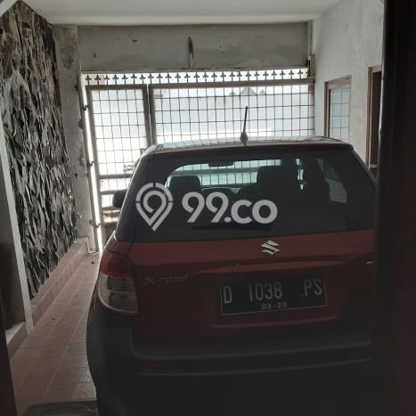 Rumah Strategis Antapani, Bandung, LT 264m2m² Bangunan 270m2m² Rumah Strategis Antapani, Bandung, LT 264m2m² Bangunan 270m2m²