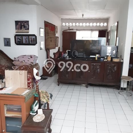 Rumah Strategis Antapani, Bandung, LT 264m2m² Bangunan 270m2m² Rumah Strategis Antapani, Bandung, LT 264m2m² Bangunan 270m2m²