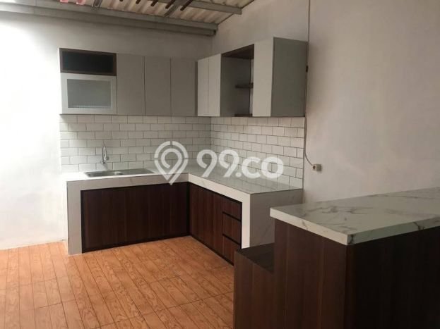PRIME LOCATION! Rumah Strategis di , LT 108m2m² Bangunan 80m2m² PRIME LOCATION! Rumah Strategis di , LT 108m2m² Bangunan 80m2m²