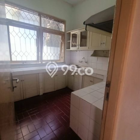 Rumah Modern di , Bandung, LT 407m2m² Bangunan 210m2m² Rumah Modern di , Bandung, LT 407m2m² Bangunan 210m2m²