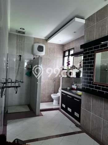 BEST PRICE! Rumah Berkualitas area , Luas 475m2m² Bangunan 400m2m² BEST PRICE! Rumah Berkualitas area , Luas 475m2m² Bangunan 400m2m²