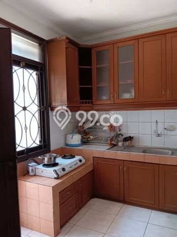 Rumah di , 3 KT, Area Asri, LT 162m2m² LB 170m2m² Rumah di , 3 KT, Area Asri, LT 162m2m² LB 170m2m²