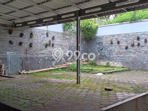 BEST INVESTMENT! Rumah di , LT 400m2m² LB 400m2m² BEST INVESTMENT! Rumah di , LT 400m2m² LB 400m2m²