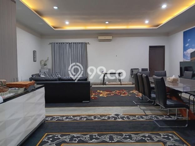 HOT LISTING! Rumah Siap Huni lokasi Batununggal, Bandung, Luas 260m2m² Bangunan 305m2m² HOT LISTING! Rumah Siap Huni lokasi Batununggal, Bandung, Luas 260m2m² Bangunan 305m2m²