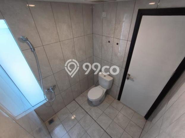 Rumah di , Akses ke Stasiun, 3 KT, Luas 120m2m² Bangunan 94m2m² Rumah di , Akses ke Stasiun, 3 KT, Luas 120m2m² Bangunan 94m2m²