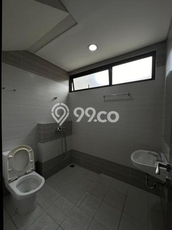 NEW LISTING! Rumah kawasan BSD City, Ready, 2 KM, Akses BSD City, Tangerang, Tangerang, LT 112m² LB 150m² NEW LISTING! Rumah kawasan BSD City, Ready, 2 KM, Akses BSD City, Tangerang, Tangerang, LT 112m² LB 150m²