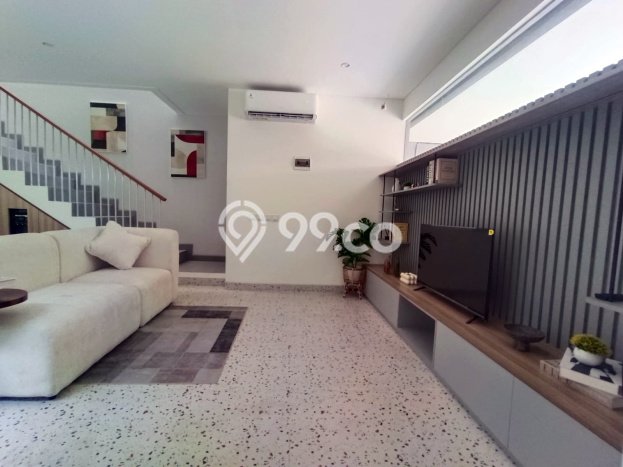 Dijual Rumah 2 Kamar Lokasi Strategis Nyaman dan Strategis di Serpong Dijual Rumah 2 Kamar Lokasi Strategis Nyaman dan Strategis di Serpong