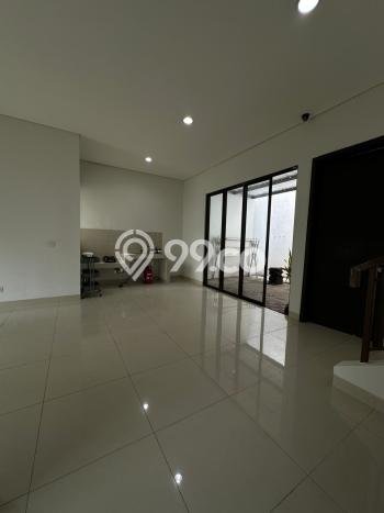 NEW LISTING! Rumah kawasan BSD City, Ready, 2 KM, Akses BSD City, Tangerang, Tangerang, LT 112m² LB 150m² NEW LISTING! Rumah kawasan BSD City, Ready, 2 KM, Akses BSD City, Tangerang, Tangerang, LT 112m² LB 150m²