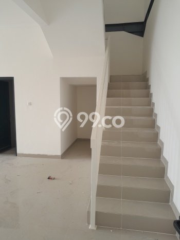 Gudang Dijual di Karawaci Tangerang dengan LB 330m2 Gudang Dijual di Karawaci Tangerang dengan LB 330m2