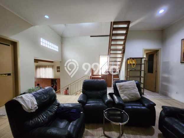 For Sale! Luxury House LT 2145m2 Desain Elegan di Sentul City For Sale! Luxury House LT 2145m2 Desain Elegan di Sentul City