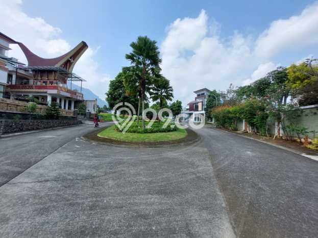 For Sale! Luxury House LT 378m2 Desain Elegan di Sentul City For Sale! Luxury House LT 378m2 Desain Elegan di Sentul City