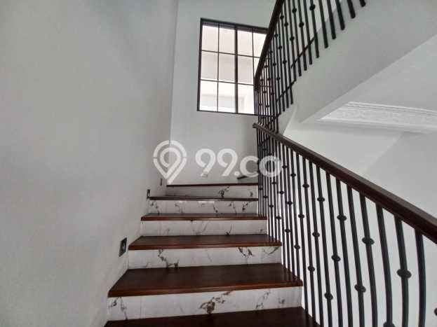 Rumah Elit LB 250m2 Siap Huni Desain Elegan di Sentul City, Bogor Rumah Elit LB 250m2 Siap Huni Desain Elegan di Sentul City, Bogor