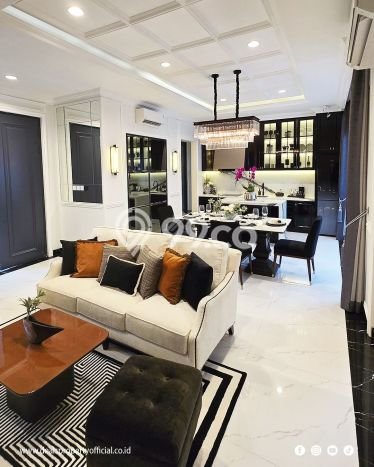 For Sale! Premium House LT 180m2 Desain Elegan di Sentul City For Sale! Premium House LT 180m2 Desain Elegan di Sentul City