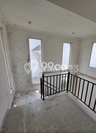 Rumah Minimalis 2 KT LT 240m2 di Sentul City Rumah Minimalis 2 KT LT 240m2 di Sentul City