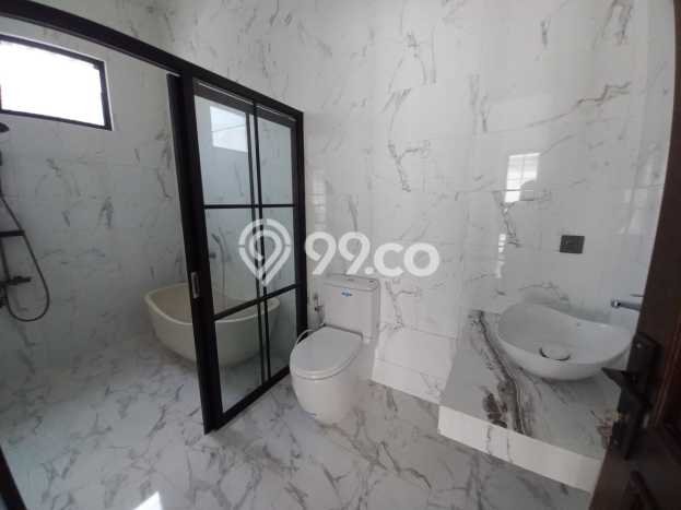 Rumah Elit LB 250m2 Siap Huni Desain Elegan di Sentul City, Bogor Rumah Elit LB 250m2 Siap Huni Desain Elegan di Sentul City, Bogor