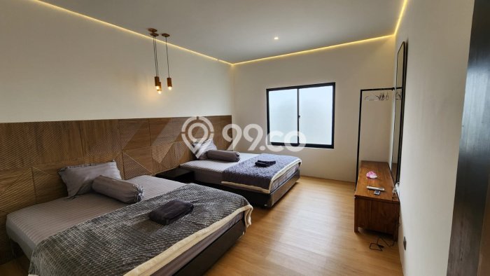 Rumah Elit LB 300m2 Siap Huni Desain Elegan di Sentul City, Bogor Rumah Elit LB 300m2 Siap Huni Desain Elegan di Sentul City, Bogor