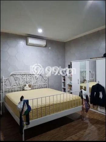 Rumah Terawat area Gading Serpong, Tangerang, Luas Tanah 156m², LB 300m² Rumah Terawat area Gading Serpong, Tangerang, Luas Tanah 156m², LB 300m²