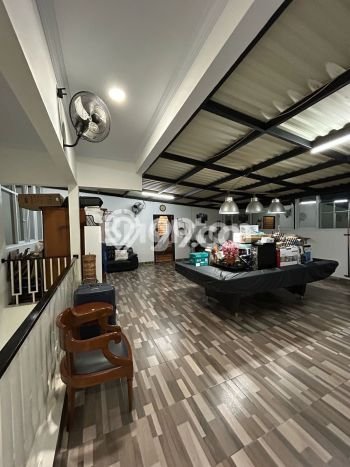 Hunian Eksklusif Siap Huni LT 215m2 di Kebon Jeruk, Jakarta Barat Hunian Eksklusif Siap Huni LT 215m2 di Kebon Jeruk, Jakarta Barat