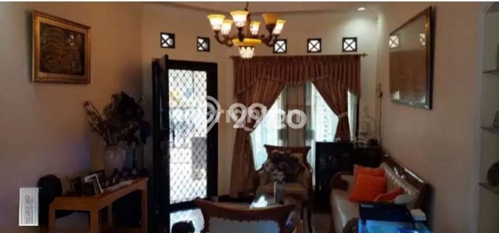 Jual Rumah Bagus Siap Huni LB 238m2 di Karang Tengah, Tangerang Jual Rumah Bagus Siap Huni LB 238m2 di Karang Tengah, Tangerang