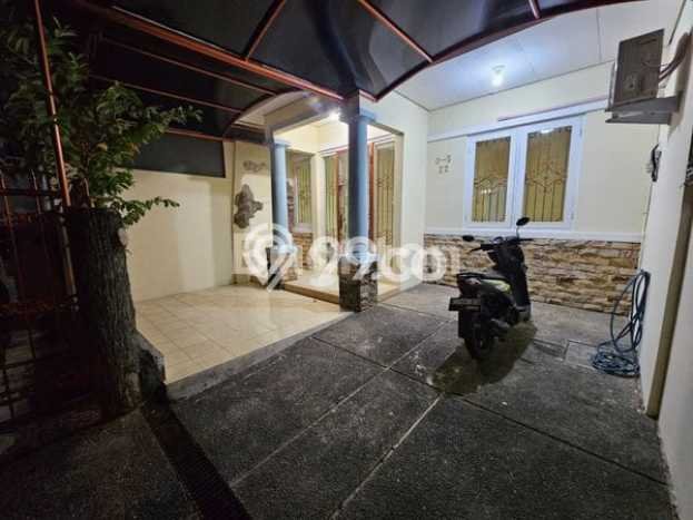 Ready to Use! Luxury House LT 1024m2 Desain Elegan di Metro Permata Ready to Use! Luxury House LT 1024m2 Desain Elegan di Metro Permata