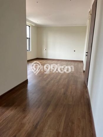 Rumah Mewah LB 400m2 Siap Huni Desain Elegan di Kalideres, Jakarta Barat Rumah Mewah LB 400m2 Siap Huni Desain Elegan di Kalideres, Jakarta Barat