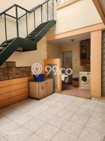 Disewakan! Rumah 3 Kamar Tidur &
2 Kamar Mandi di Permata Buana, Jakarta Barat Disewakan! Rumah 3 Kamar Tidur &
2 Kamar Mandi di Permata Buana, Jakarta Barat