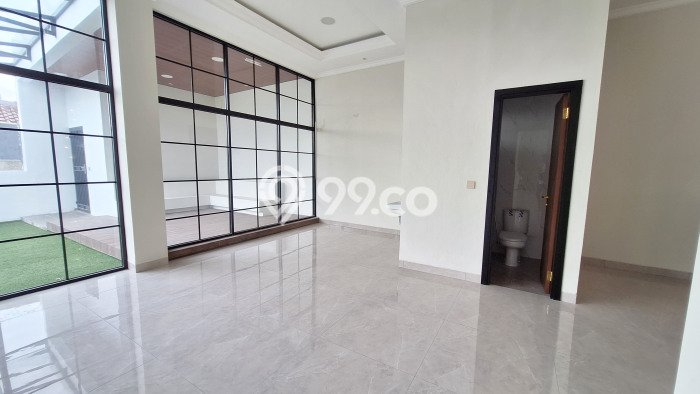 Rumah Elit Modern Siap Huni di Tomang Jakarta Barat Rumah Elit Modern Siap Huni di Tomang Jakarta Barat