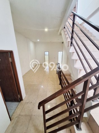 Unit Komersial Disewakan di Jakarta Utara Area Strategis Harga Kompetitif Unit Komersial Disewakan di Jakarta Utara Area Strategis Harga Kompetitif